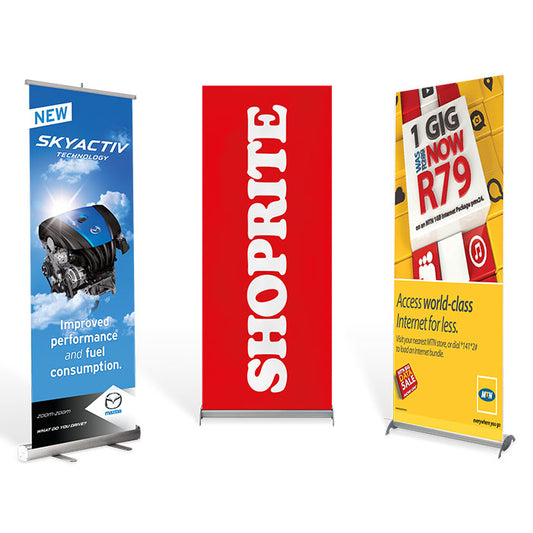  Easy setup instructions for the premium retractable retail display banner, highlighting quick and efficient assembly for retail environments.