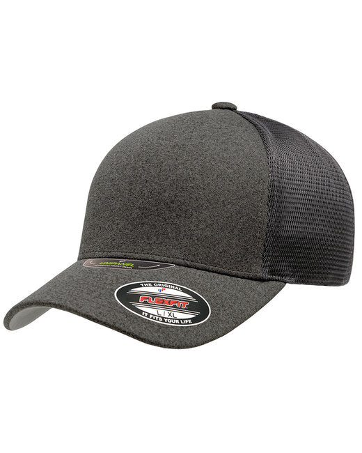 Flexfit Unipanel Cap – Sleek and Structured for Custom Branding