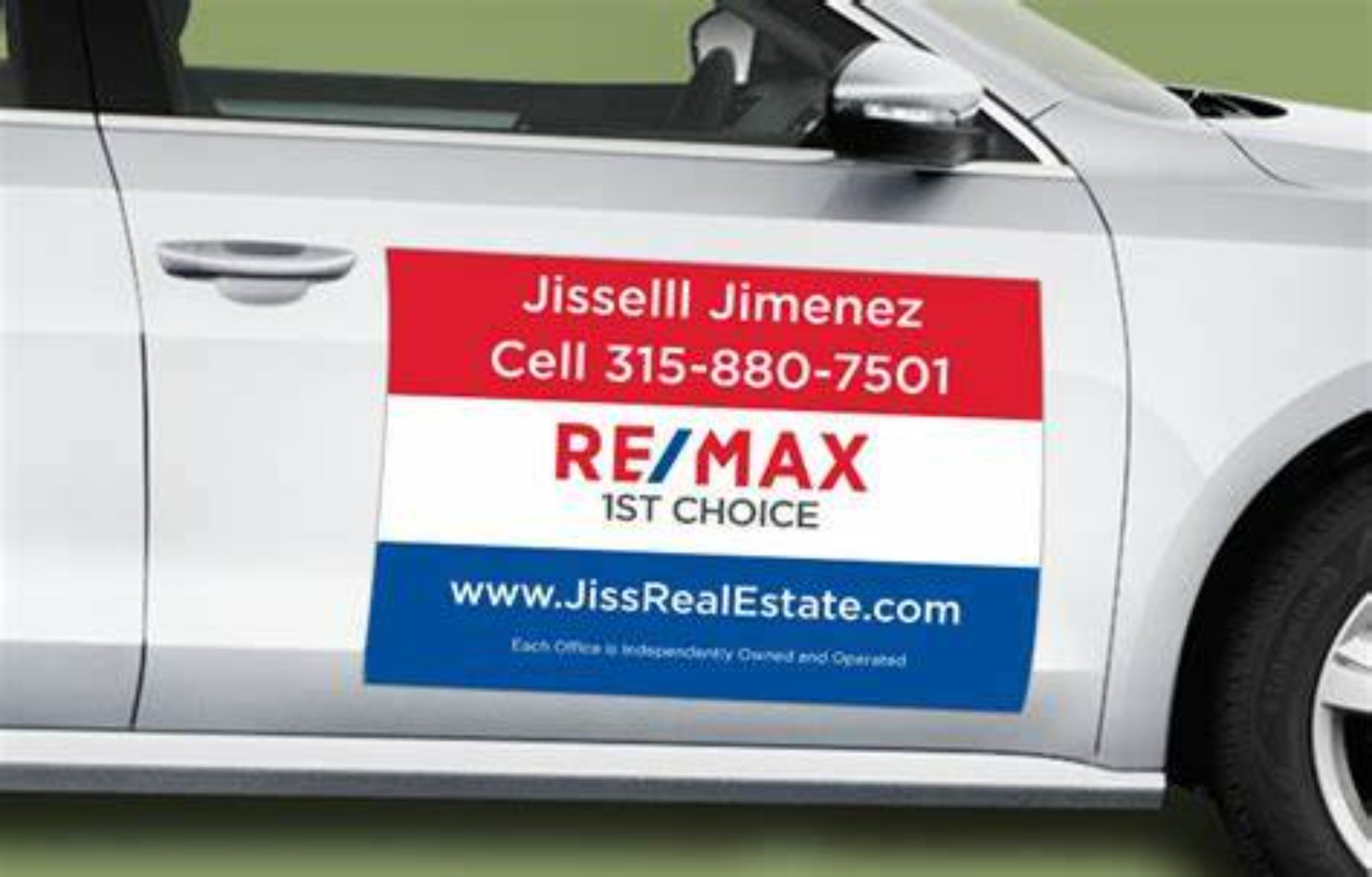 Online Design Tool for Custom Real Estate Company Car Magnets