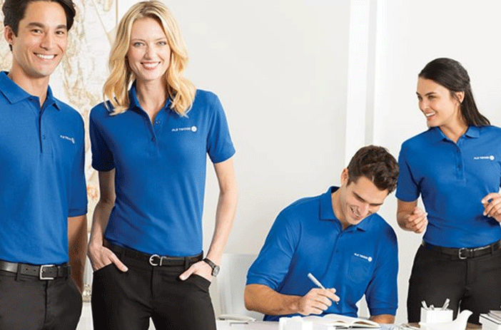 Printed corporate apparel with a professional appearance for businesses.