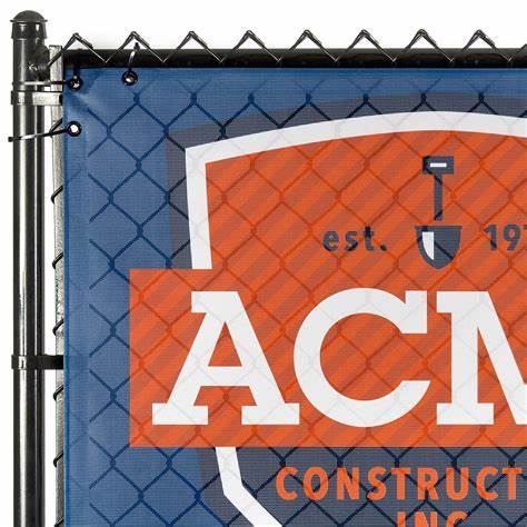  High-visibility custom vinyl fence banners for increased brand recognition.